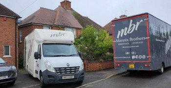 Thumbnail photo by Tina Ratcliffe of Mannix Brothers Removals 