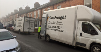 Thumbnail photo by Scott Morris of Cos Freight