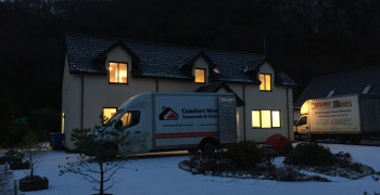 Thumbnail photo by Tracey Hy of Comfort Moves Ltd