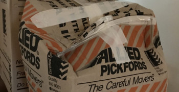 Second thumbnail photo by D Newton of Allied Pickfords Australia