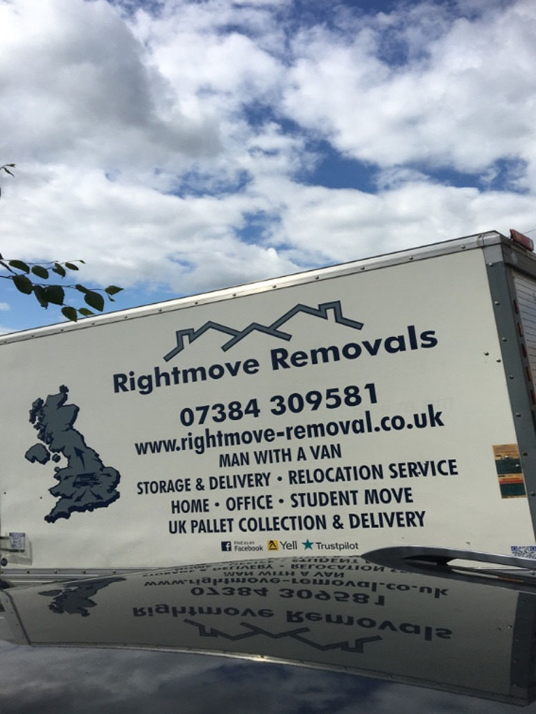 Photo by Jim Edwards of Rightmove Removals - Large