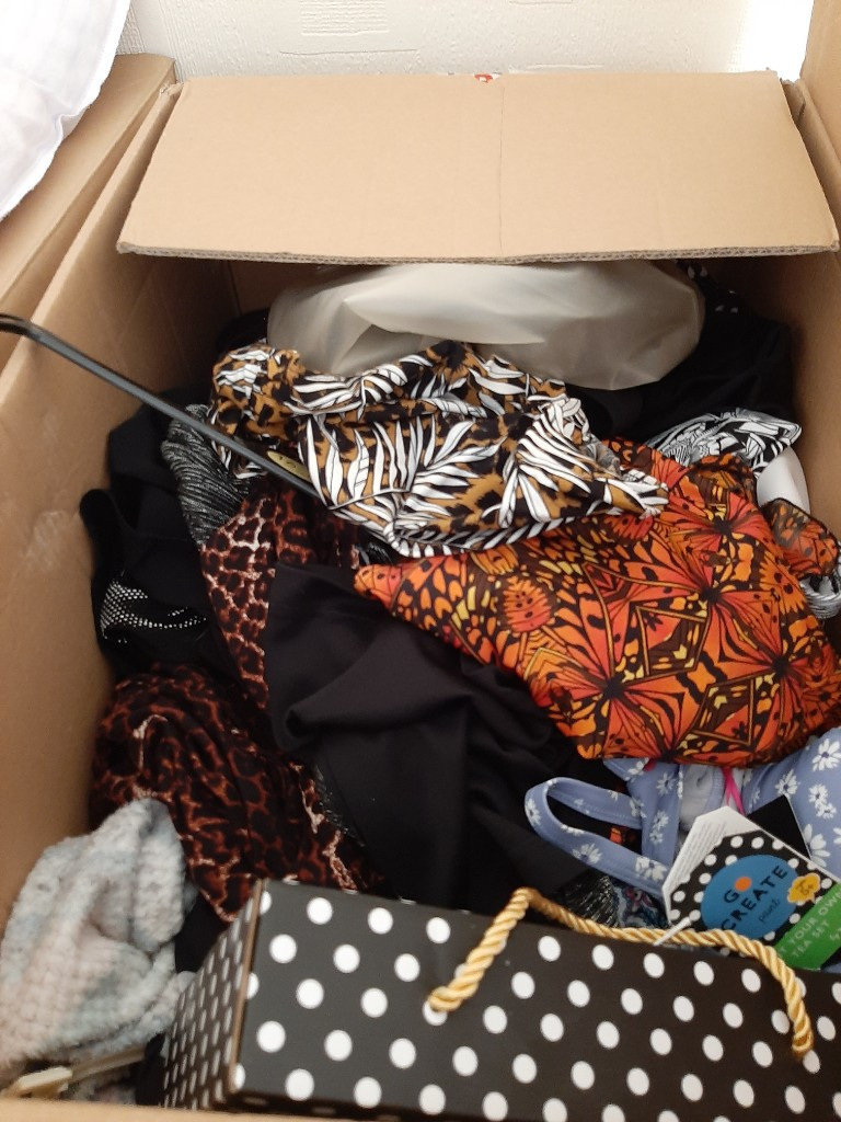 Photo by Julie Barancewicz of Care Move Removals - Large