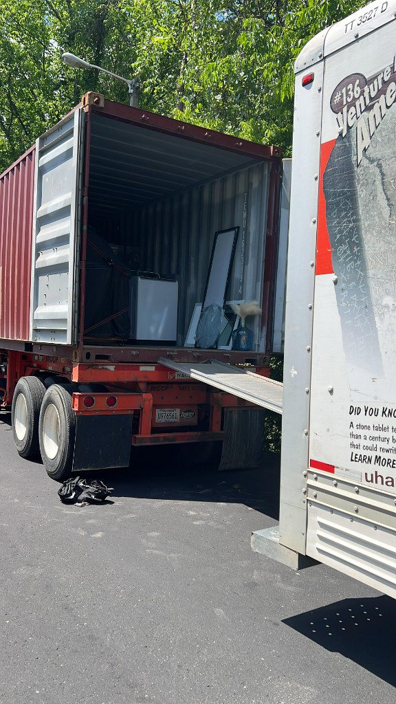 Photo by Garry Bilbow of RSS LLC - Large