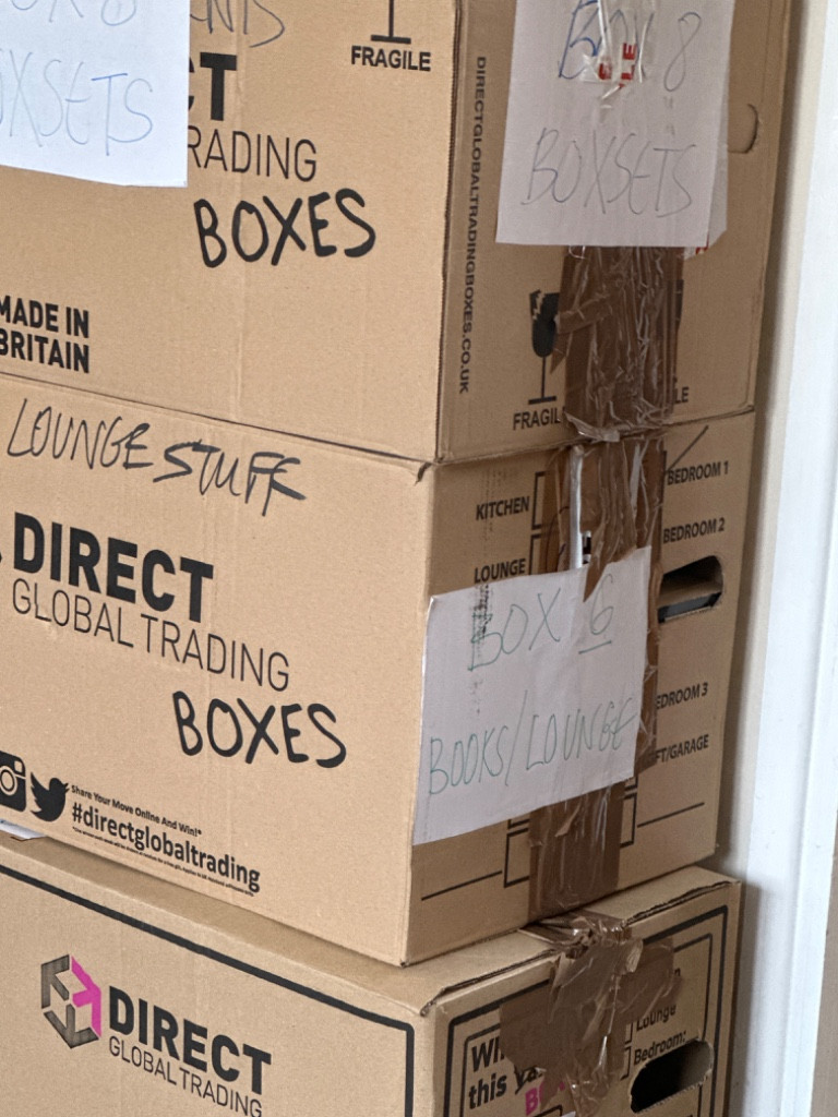 Second photo by Yaz Gun of Ollies Removals - Large