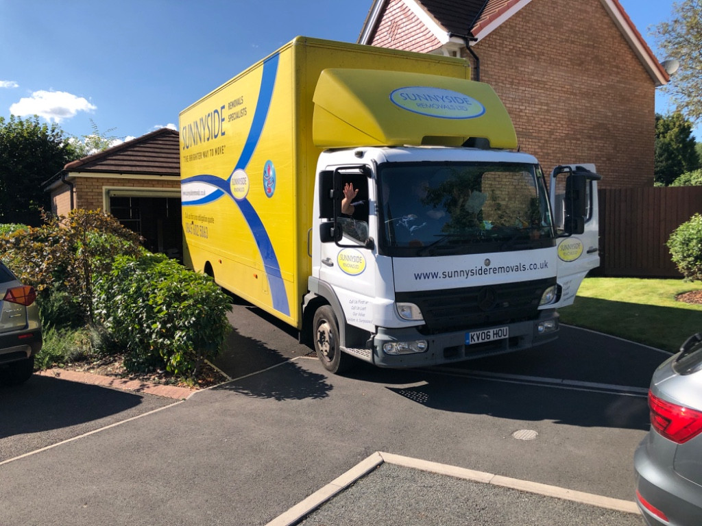 Photo by Kevin Padbury of Sunnyside Removals - Large
