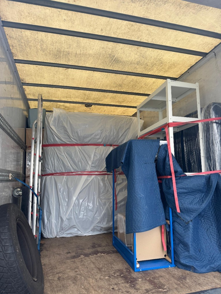 Photo by Andreas Schumacher of Tetris Umzüge - Large