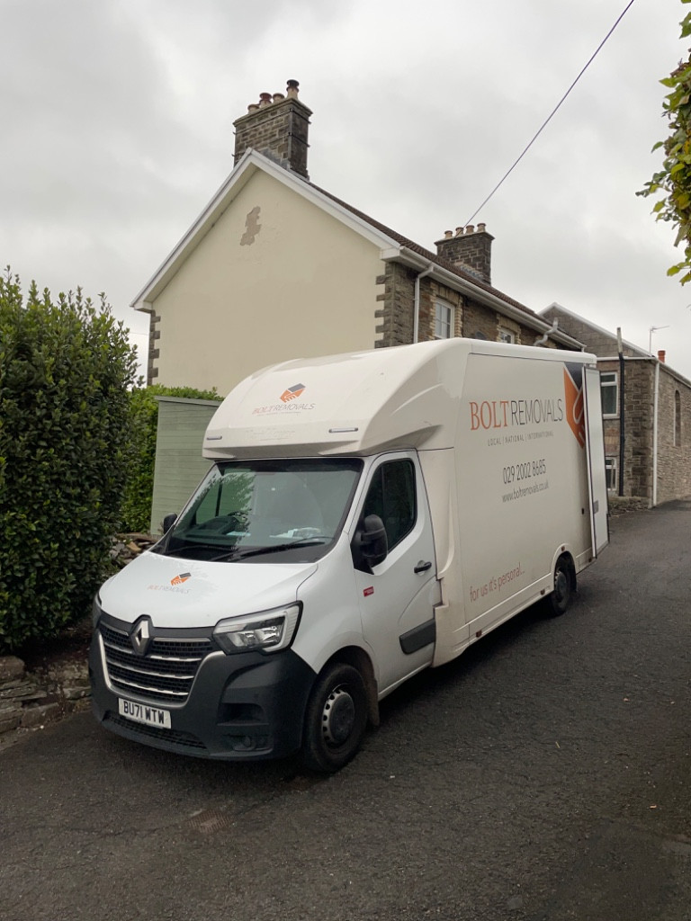 190 Reviews for Bolt Removals from Cardiff, South