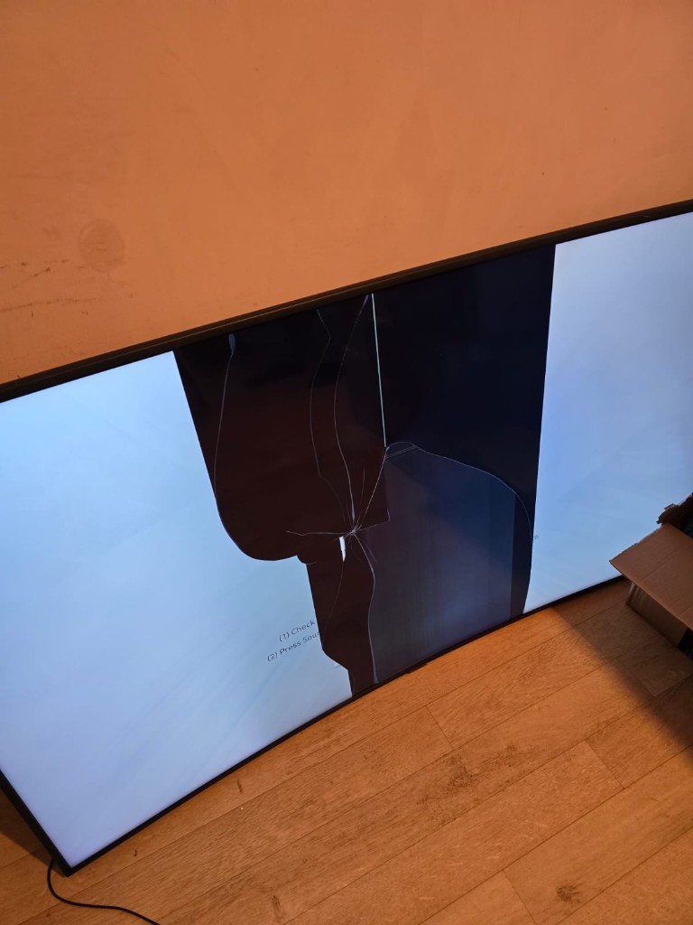 Photo by Katarzyna Tokarek of Apex Removals & Storage Group - Large