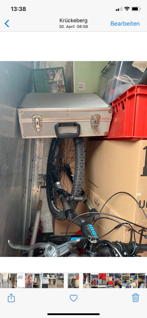 Photo by Nchris Aslanidis of Niclas Umzüge - Large