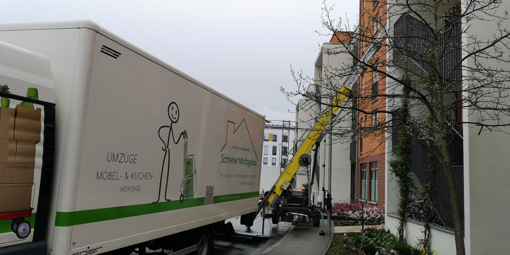 Photo by Aydin of Der Umzugsschreiner - Large
