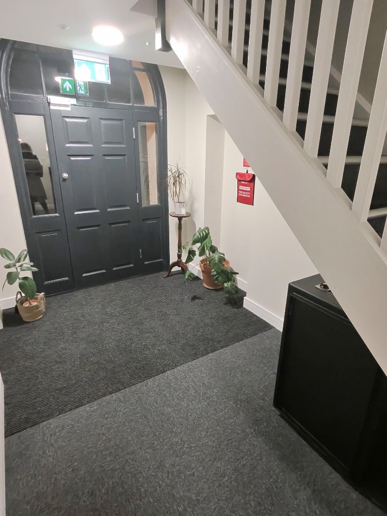 Photo by Sean Washington of Kristof Removals - Large