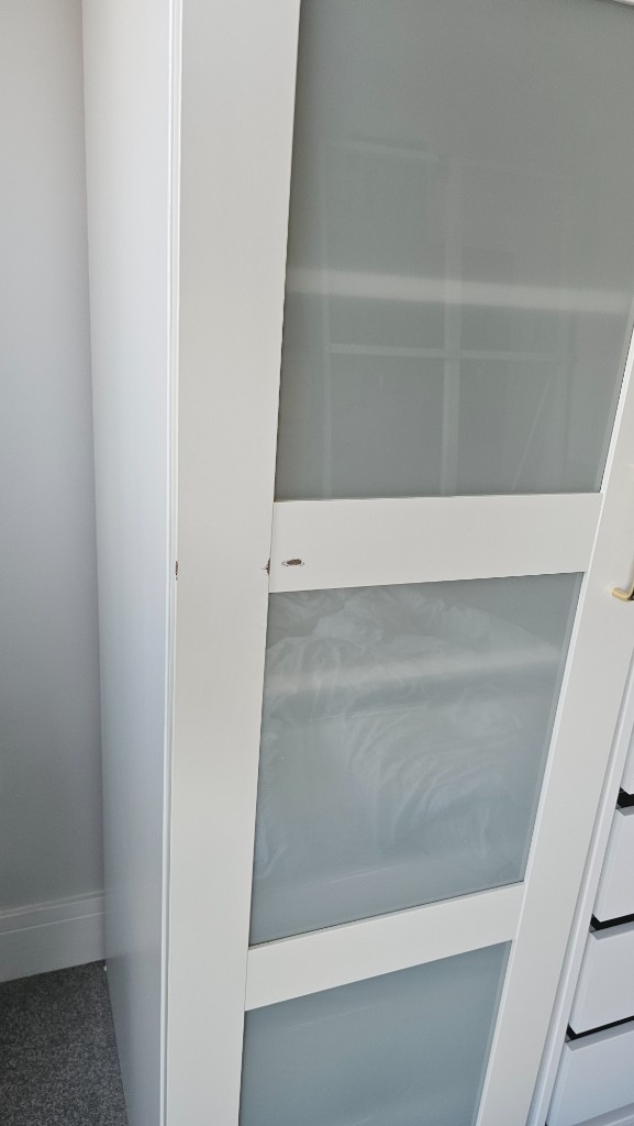 Second photo by Abdullah Al Rubaye of AnyVan - Large