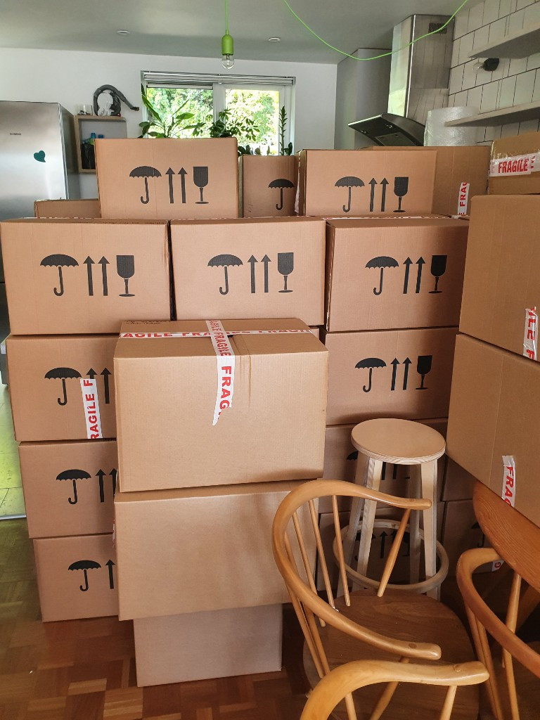 Photo by Simone Hong of Smile Moves - Large