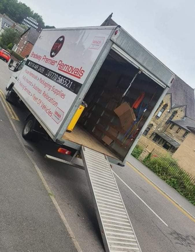 Photo by Chares Baker of Bradway Premier Removals - Large