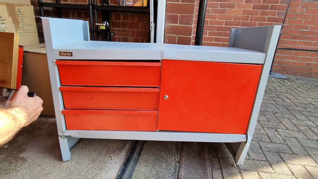 Photo by Julie Parkinson of Pickfords - Large