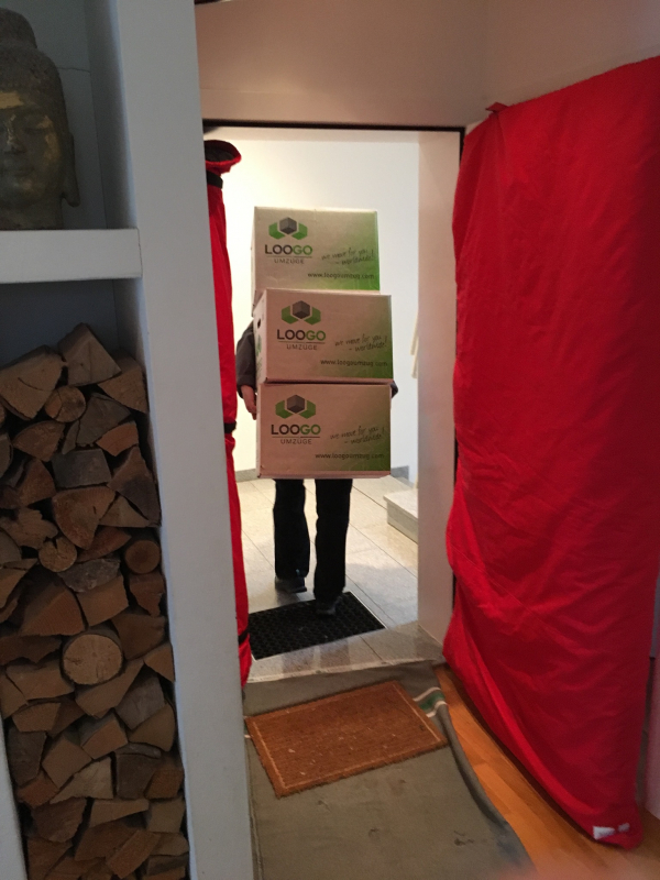 Photo by Matthias  of Loogo Umzug - Large