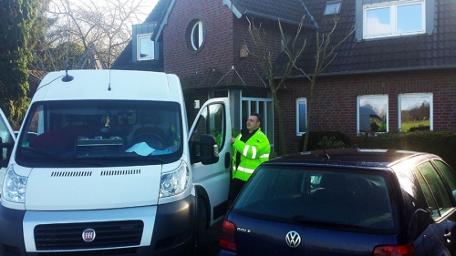 Second photo by Kai Nerger of Lastprofi - Large