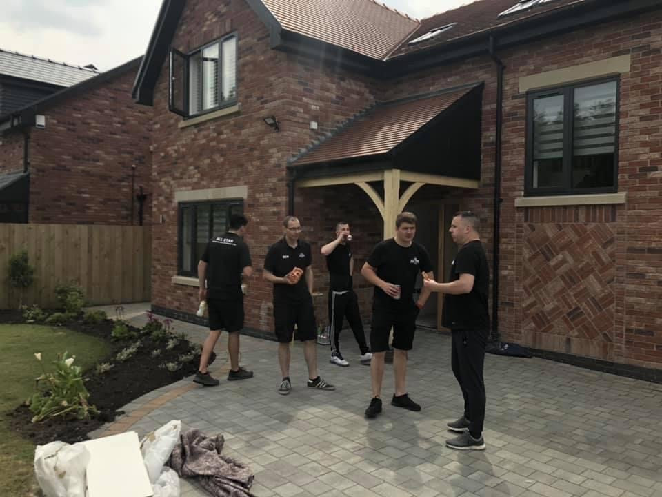 Photo by Andrea Riozzi of All Star Removals & Storage - Large