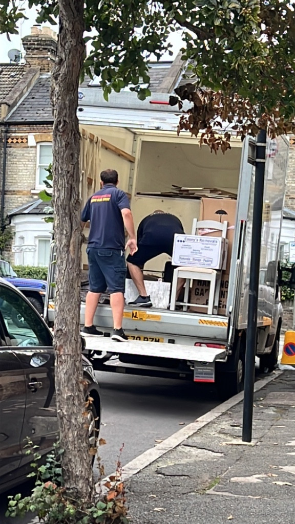 Photo by Meryl Mcmillan of Casey's Removals - Large