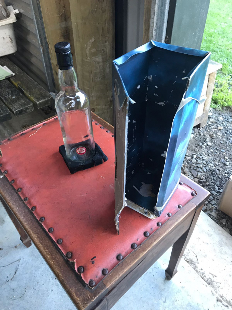 Second photo by Huw Jones of PSS International Removals - Large