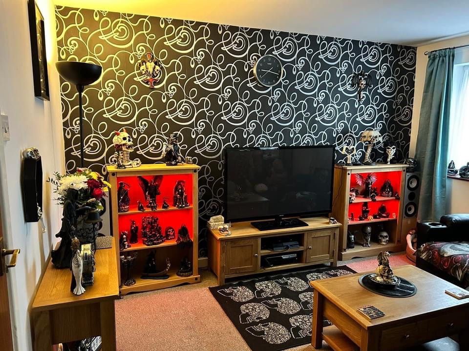 Photo by Tim Bostock of Rightmove Removals - Large