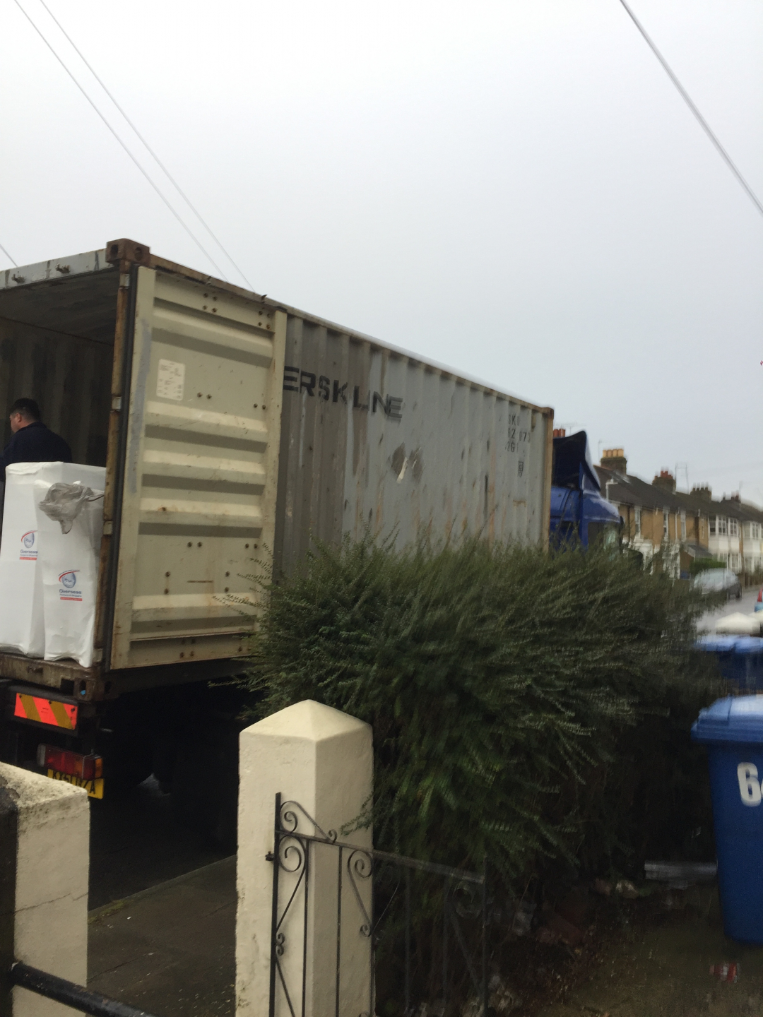 Photo by Heather Roberts of Britannia Movers International - Large