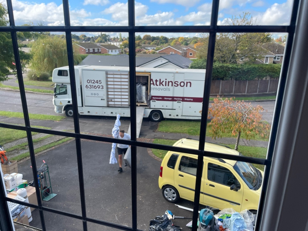 Photo by Martin Phillips of Atkinson Removals - Large