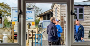 Second thumbnail photo by Fiona Davies Russell of Mew the movers