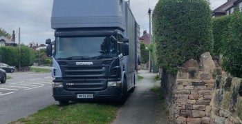 Thumbnail photo by Amy And Andy of Brewood Removals 