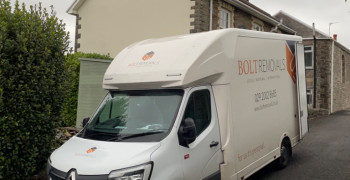 Thumbnail photo by Chris Roberts of Bolt Removals