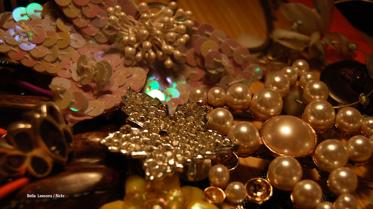 How to Pack Jewellery for Moving